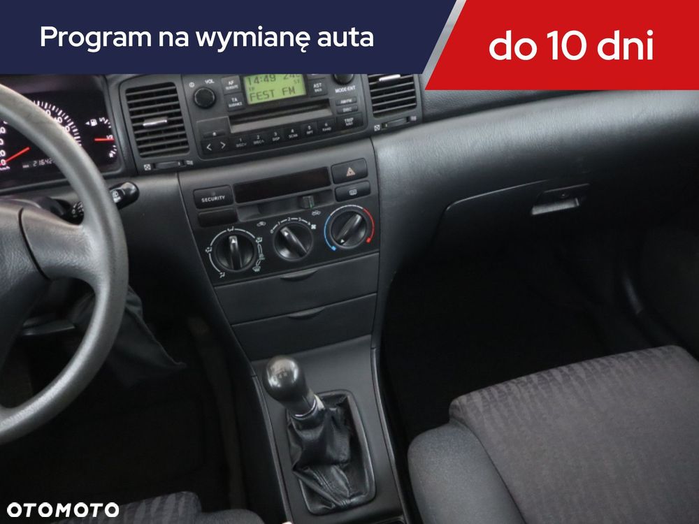 Toyota Corolla - 10
