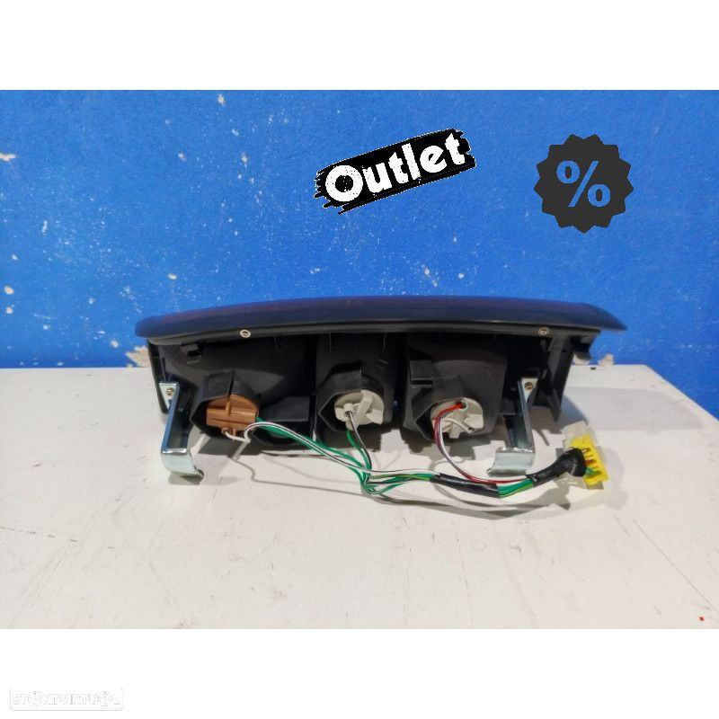R017826C1 FAROLIN ESQ NISSAN NAVARA PICK-UP 720 D22 98-02 - 4