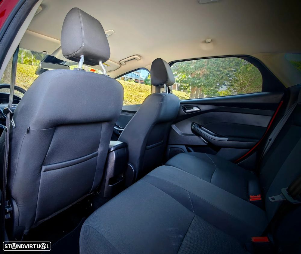 Ford Focus 1.0 SCTi Titanium Best - 9