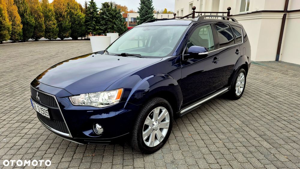 Mitsubishi Outlander 2012 photo 3