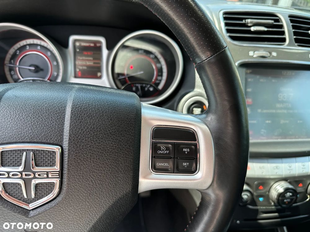Dodge Journey - 11