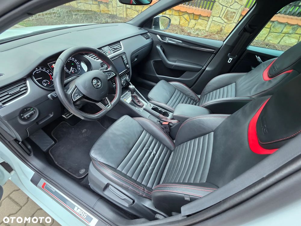 Skoda Octavia 2.0 TDI 4x4 DSG RS - 10