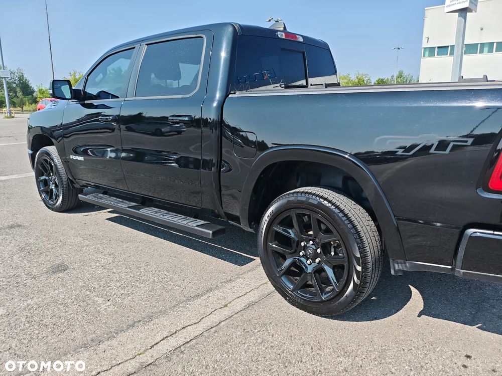 RAM 1500 5.7 Crew Cab Shortbed Bighorn Black - 3