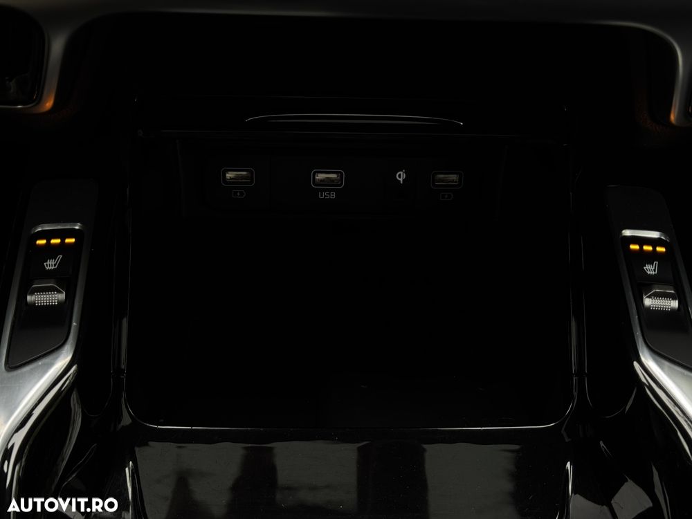 Kia Sorento 1.6 T-GDI PHEV AWD Aut. Platinum - 40