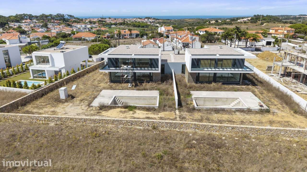 Moradia Geminada T4 com piscina, Fontanelas, Sintra - Grande imagem: 4/38