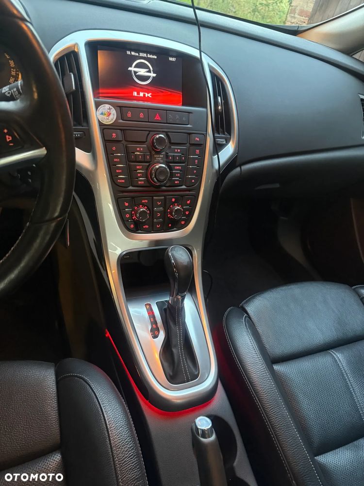 Opel Astra - 16