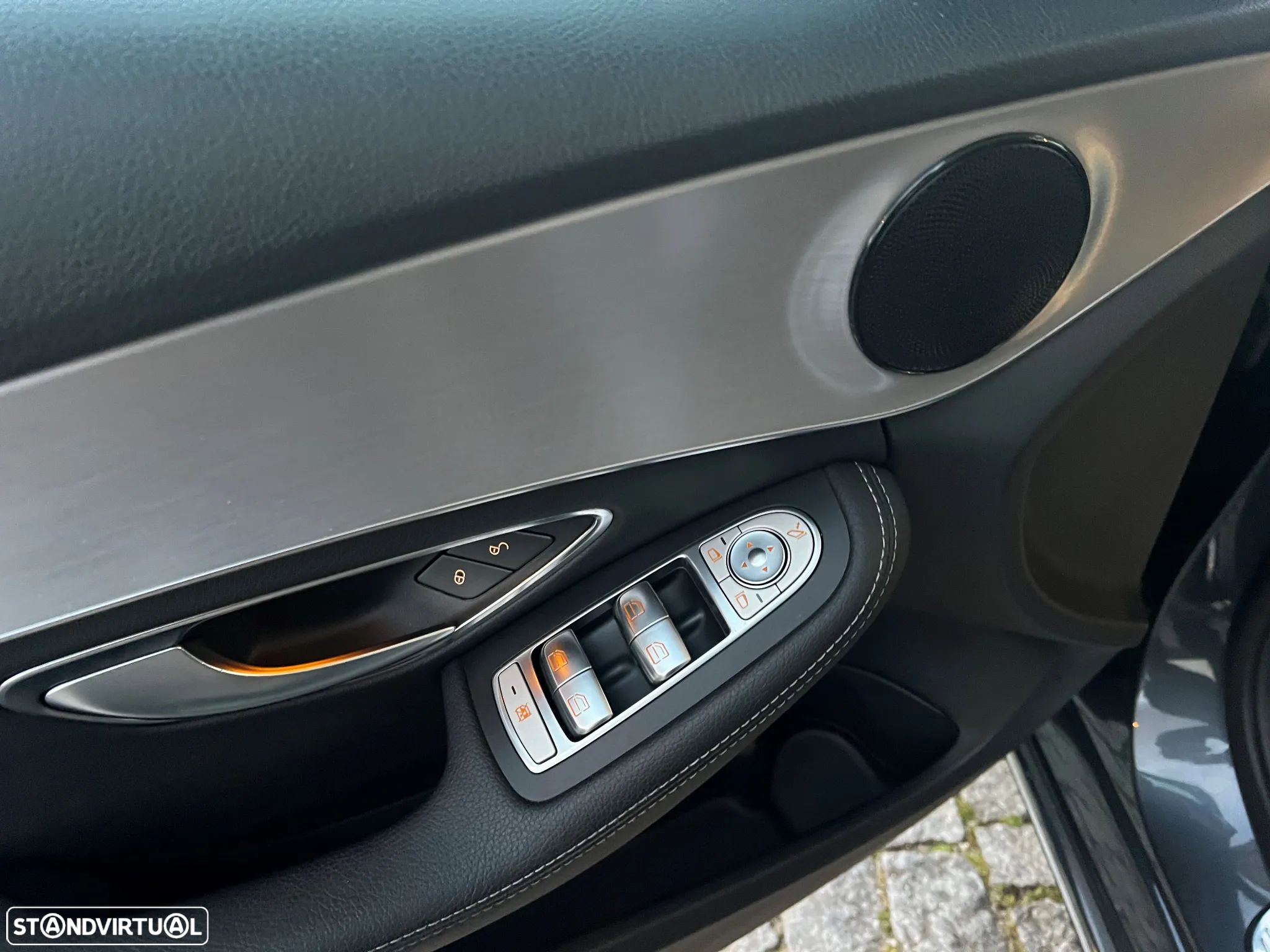 Mercedes-Benz C 350 e - 16