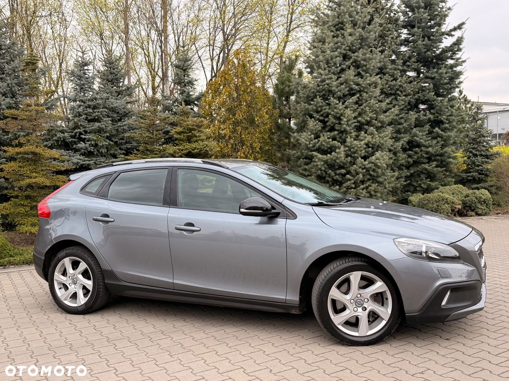 Volvo V40 Cross Country D2 Momentum - 15