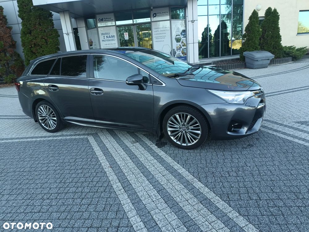 Toyota Avensis 1.8 Sol NAVI - 21
