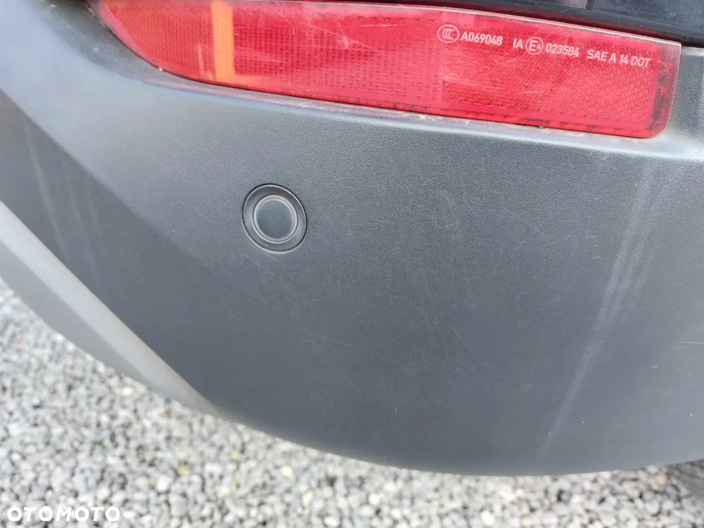 BMW X1 sDrive18i Advantage - 16