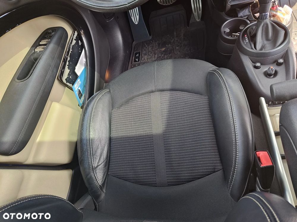 MINI Countryman - 25