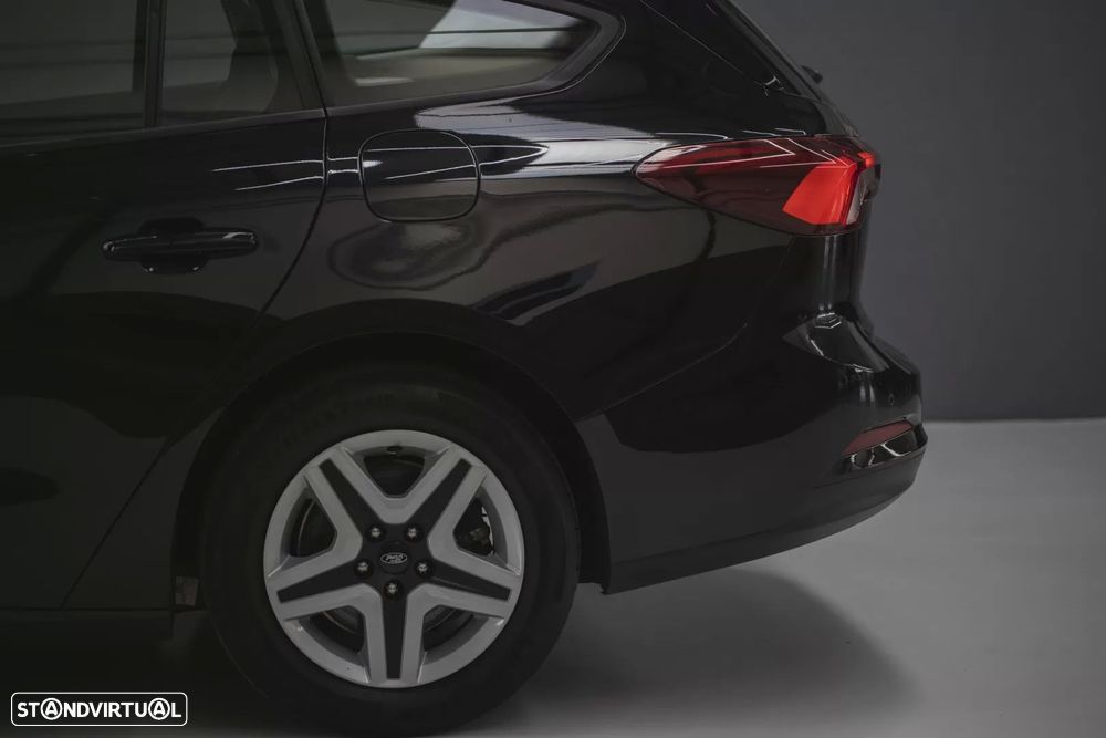 Ford Focus 1.5 TDCi ECOBlue Active - 44