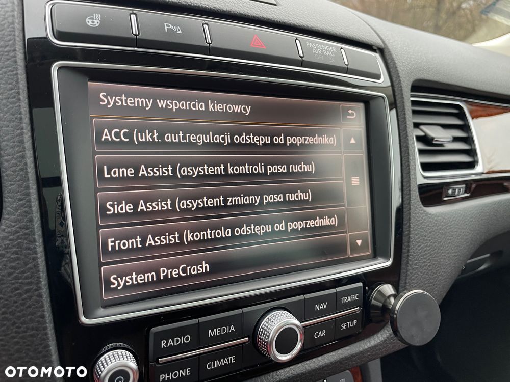 Volkswagen Touareg 3.0 V6 TDI BMT Business Line - 10