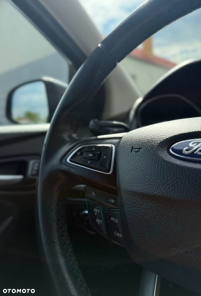 Ford Focus 1.0 EcoBoost Trend Sport - 16