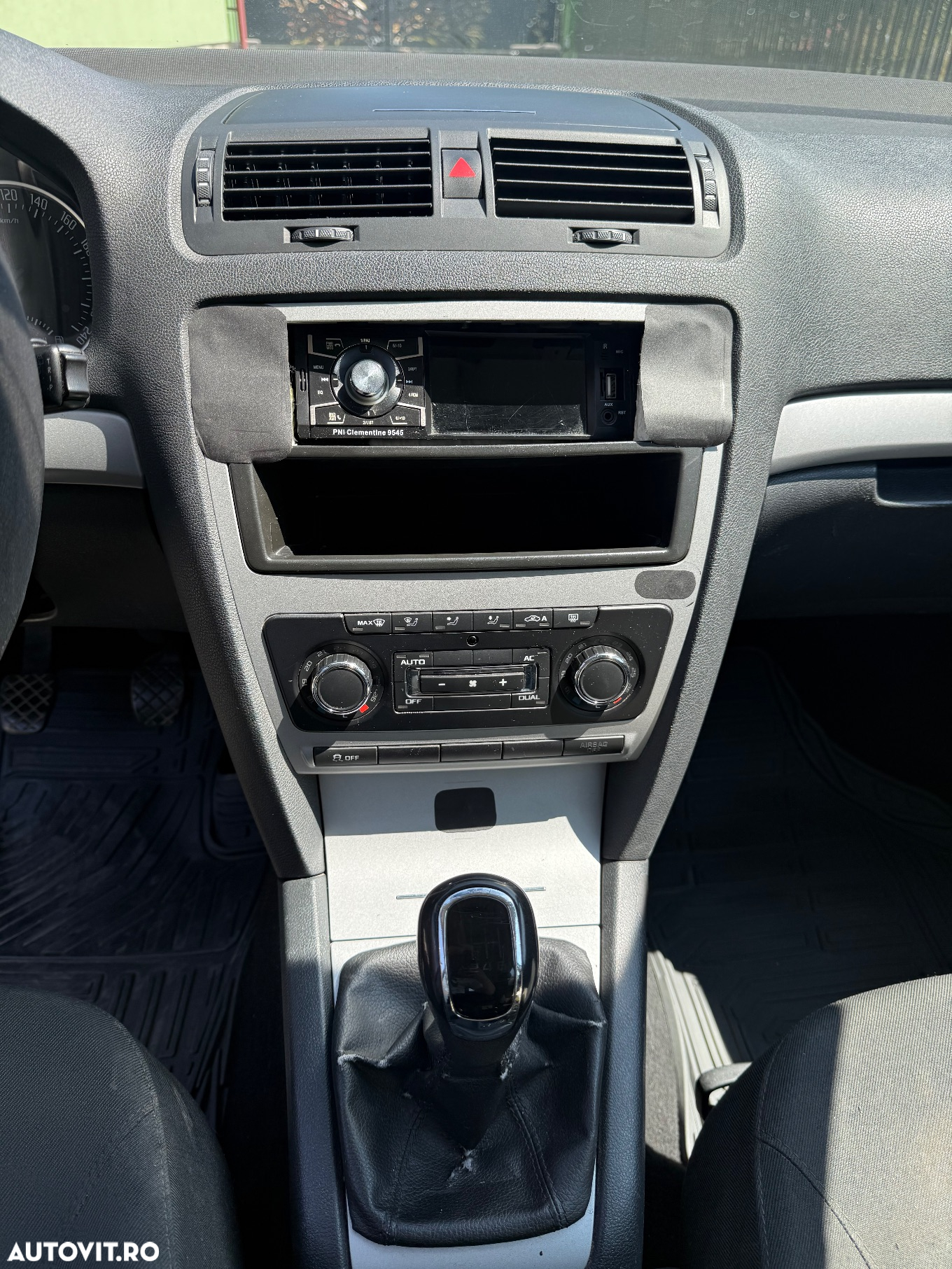 Skoda Octavia Combi 2.0 TDI Ambiente - 12