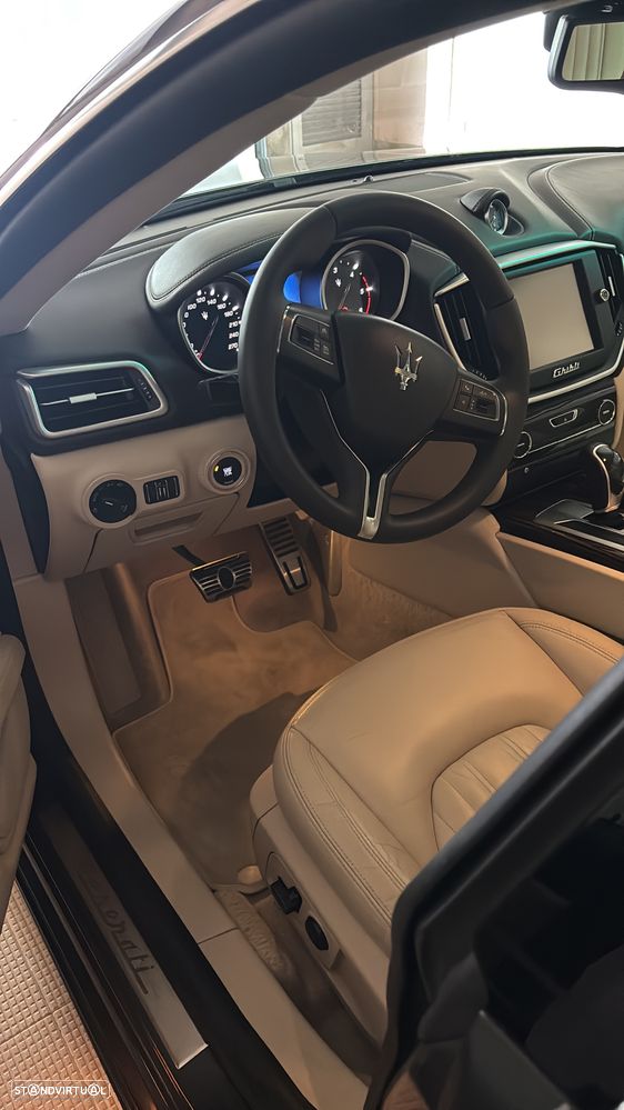 Maserati Ghibli 3.0 V6 - 20