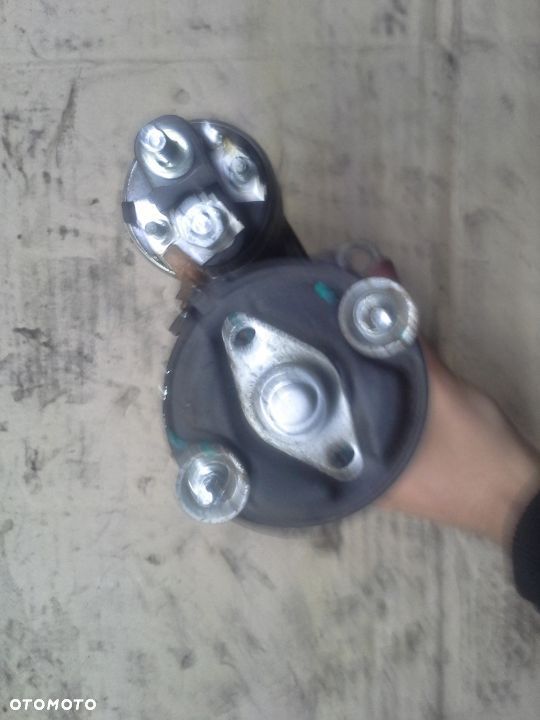 BMW E46 1.9 benzyna 105KM rozrusznik - 6