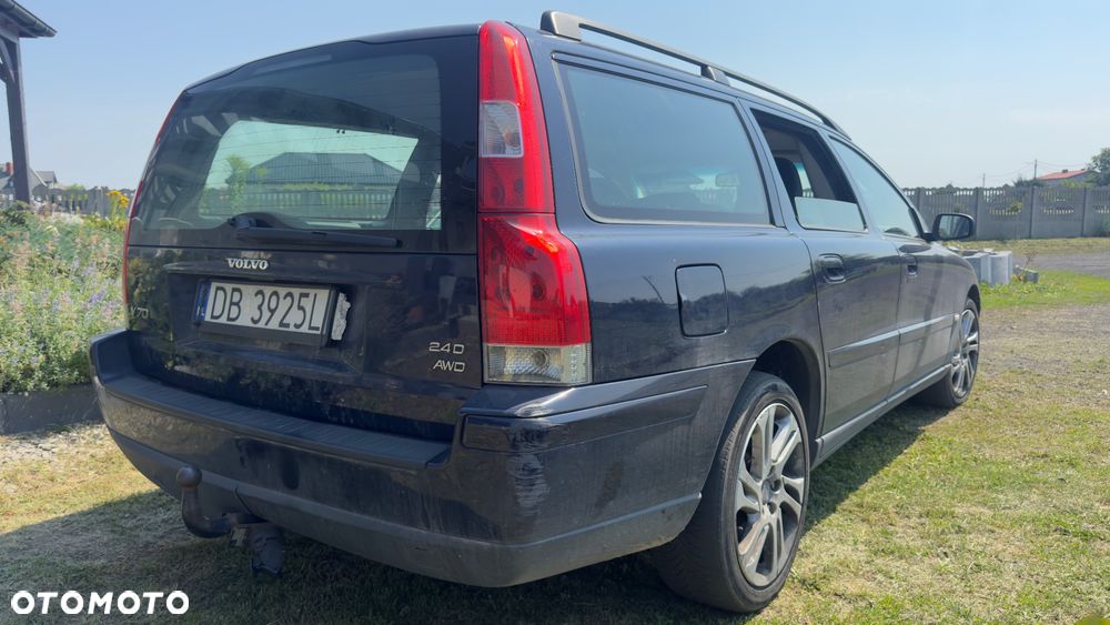 Volvo V70 2.4 D5 AWD - 2