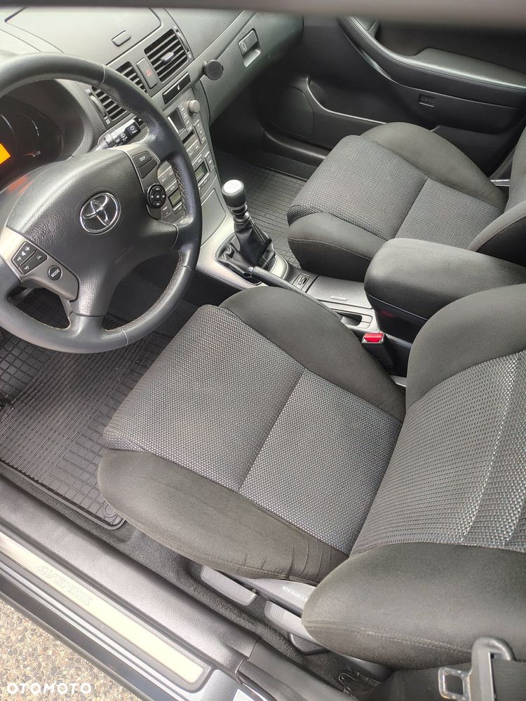 Toyota Avensis 2.2 D-4D X Premium - 13