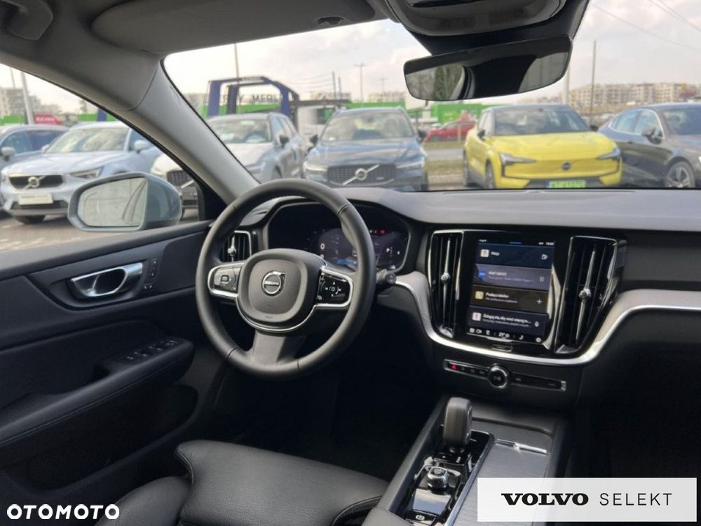 Volvo V60 Cross Country - 13