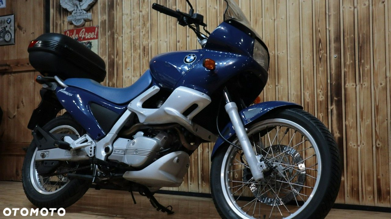 BMW F