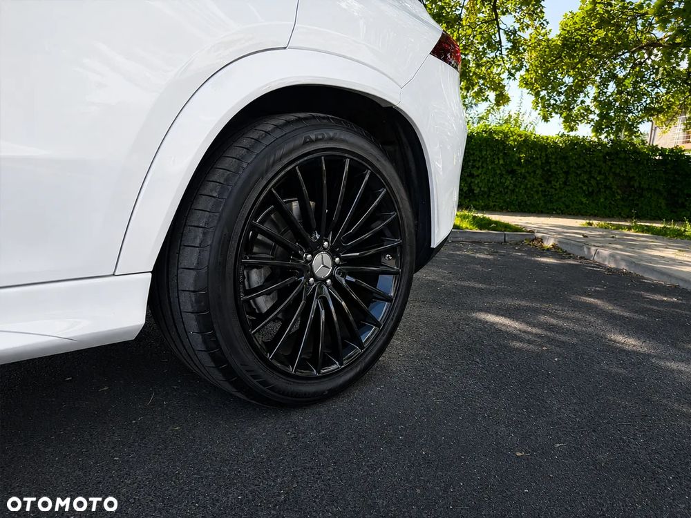 Mercedes-Benz GLE - 12