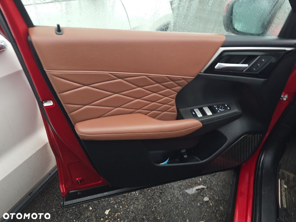 Mitsubishi Outlander - 13