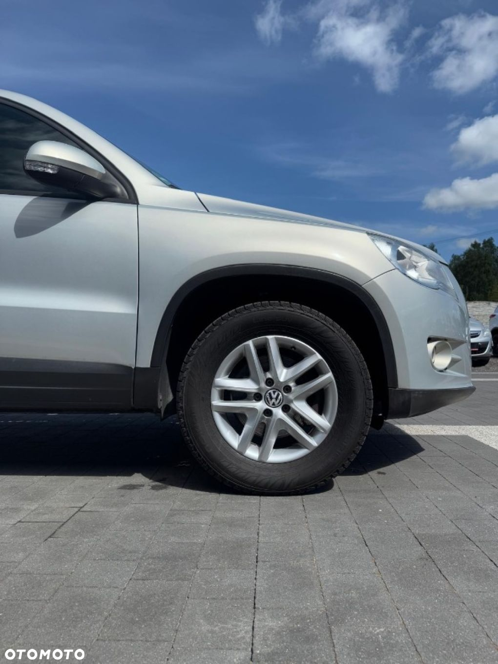 Volkswagen Tiguan - 11