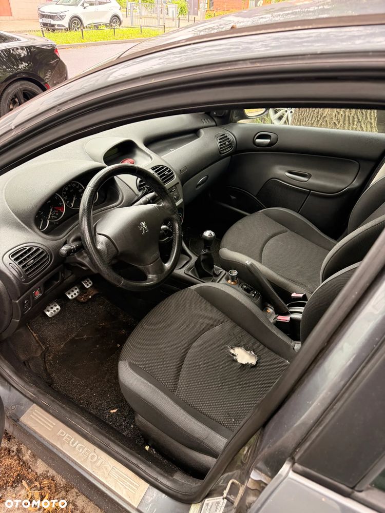 Peugeot 206 - 5