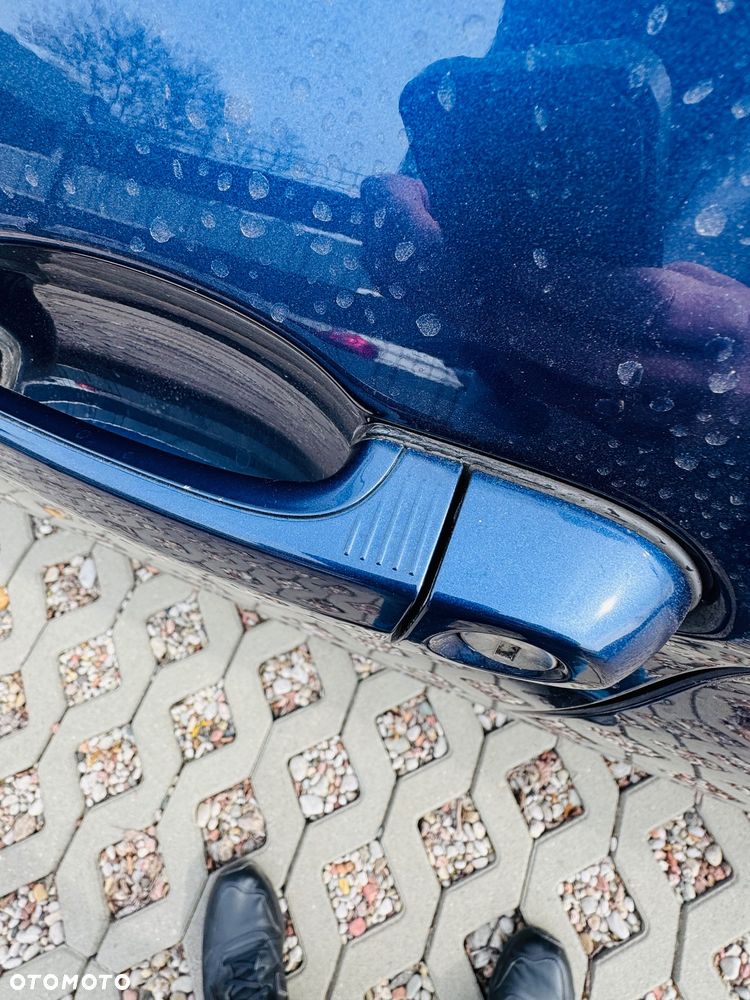 BMW Seria 3 318d Sport Line - 11