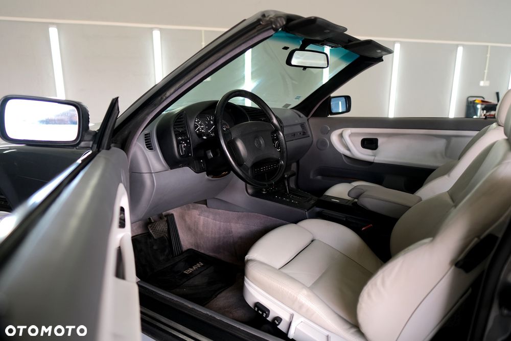 BMW Seria 3 - 21