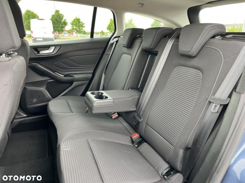 Ford Focus - 10