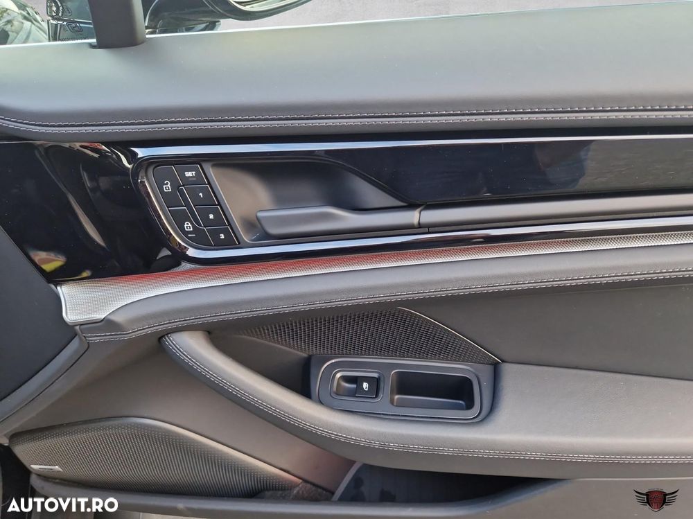 Porsche Panamera - 14