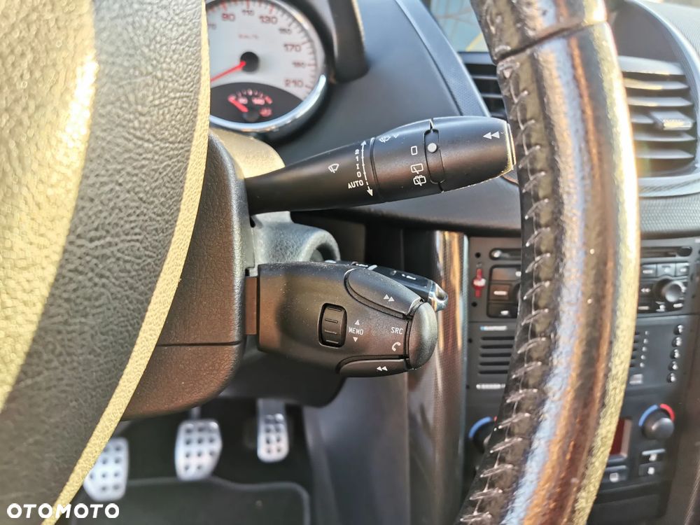 Peugeot 207 1.6 Turbo Platinum - 13