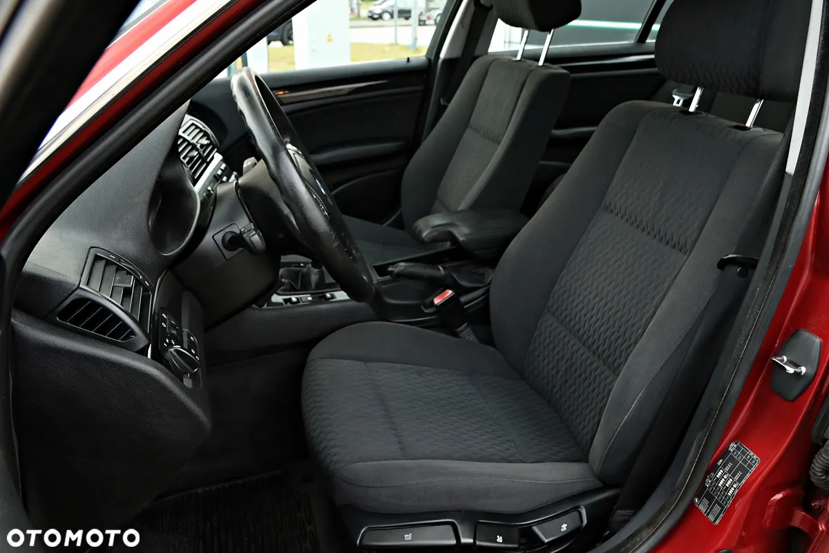 BMW Seria 3 - 23