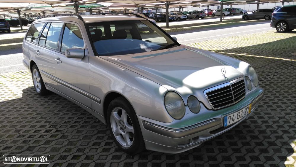 Mercedes-Benz E 220 CDi Elegance Aut. - 4