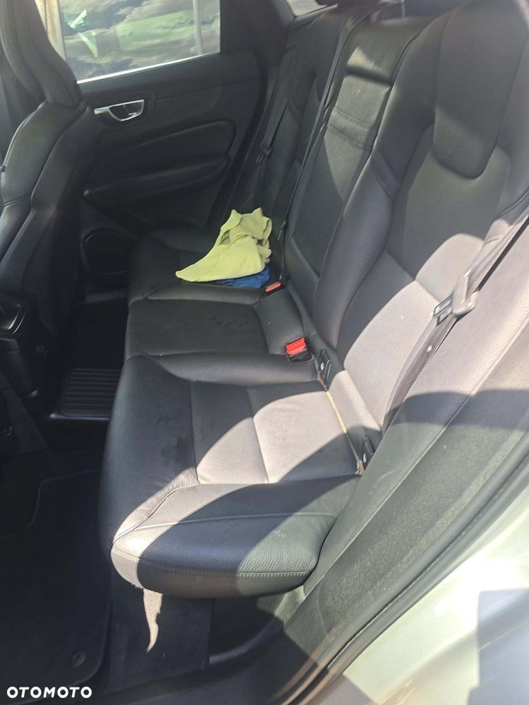 Volvo XC 60 - 13