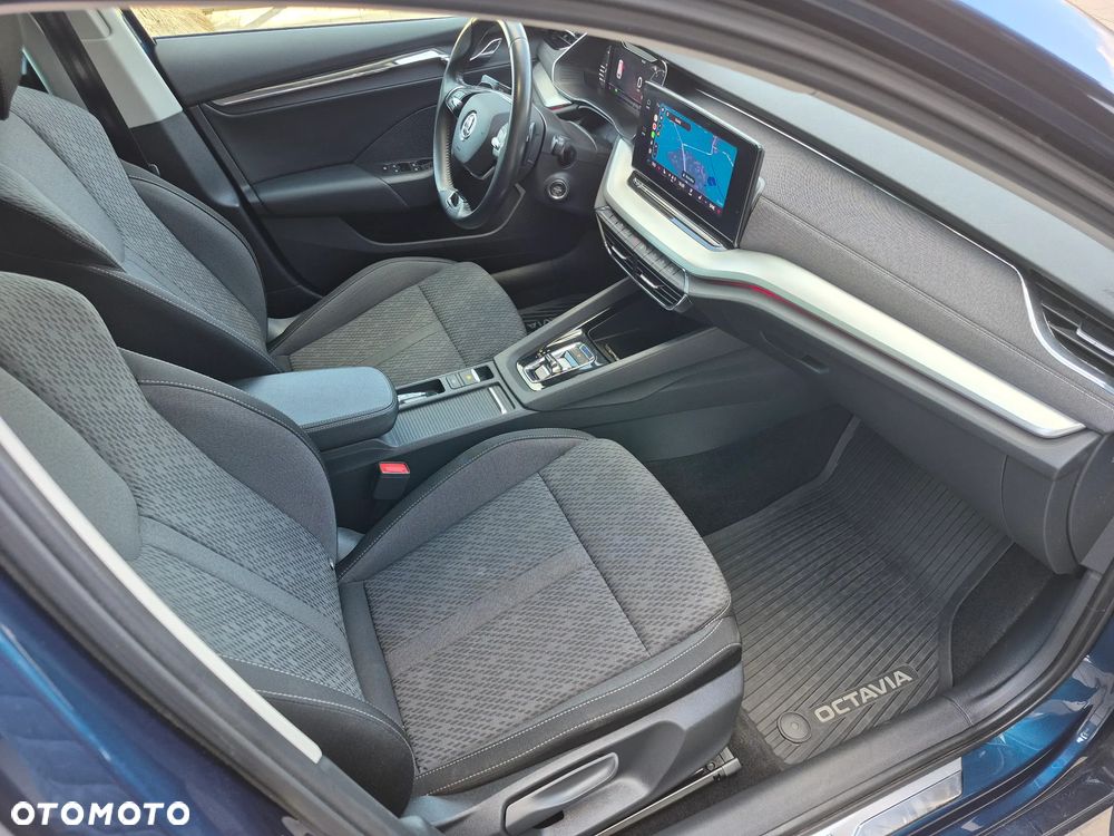 Skoda Octavia 2.0 TDI Style DSG - 9