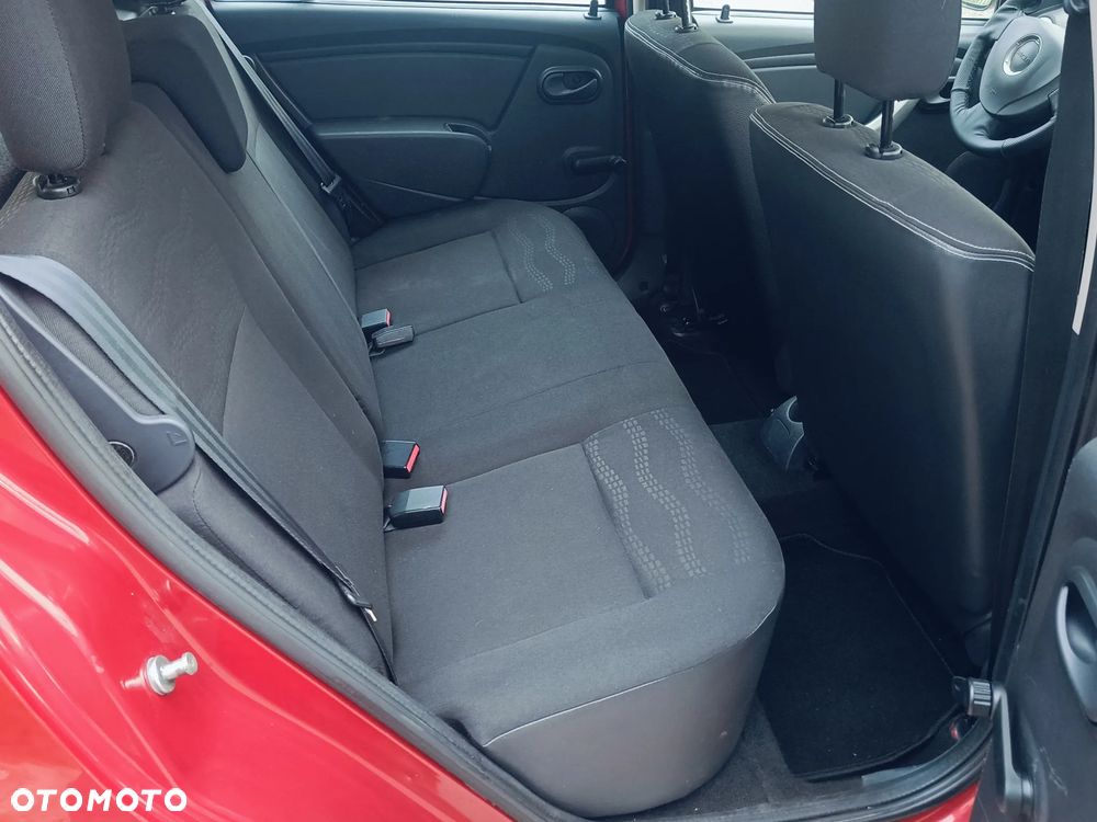 Dacia Sandero 1.6 MPI Stepway - 10