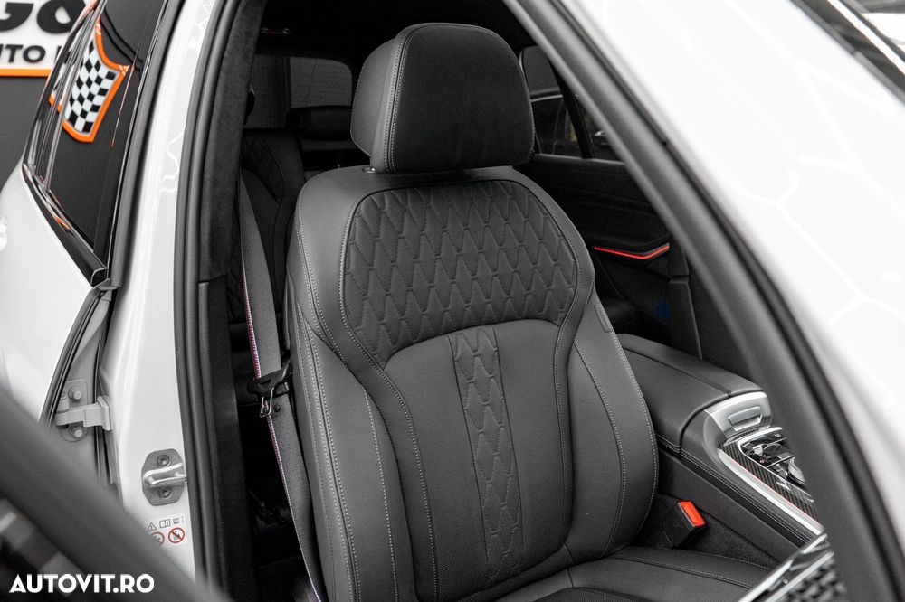 BMW X7 xDrive40i AT MHEV - 16