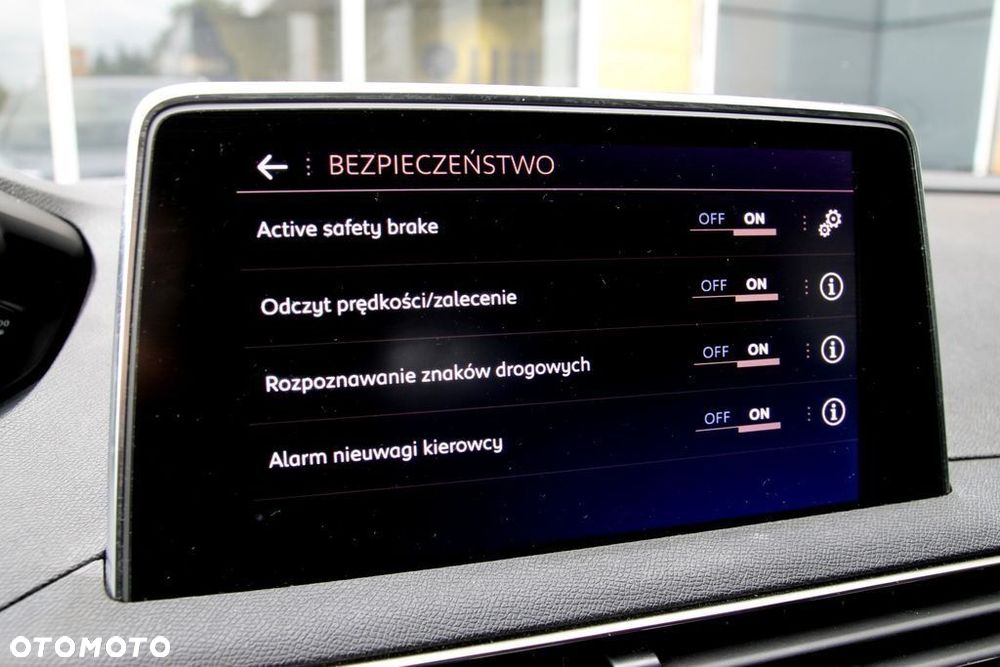 Peugeot 3008 - 27