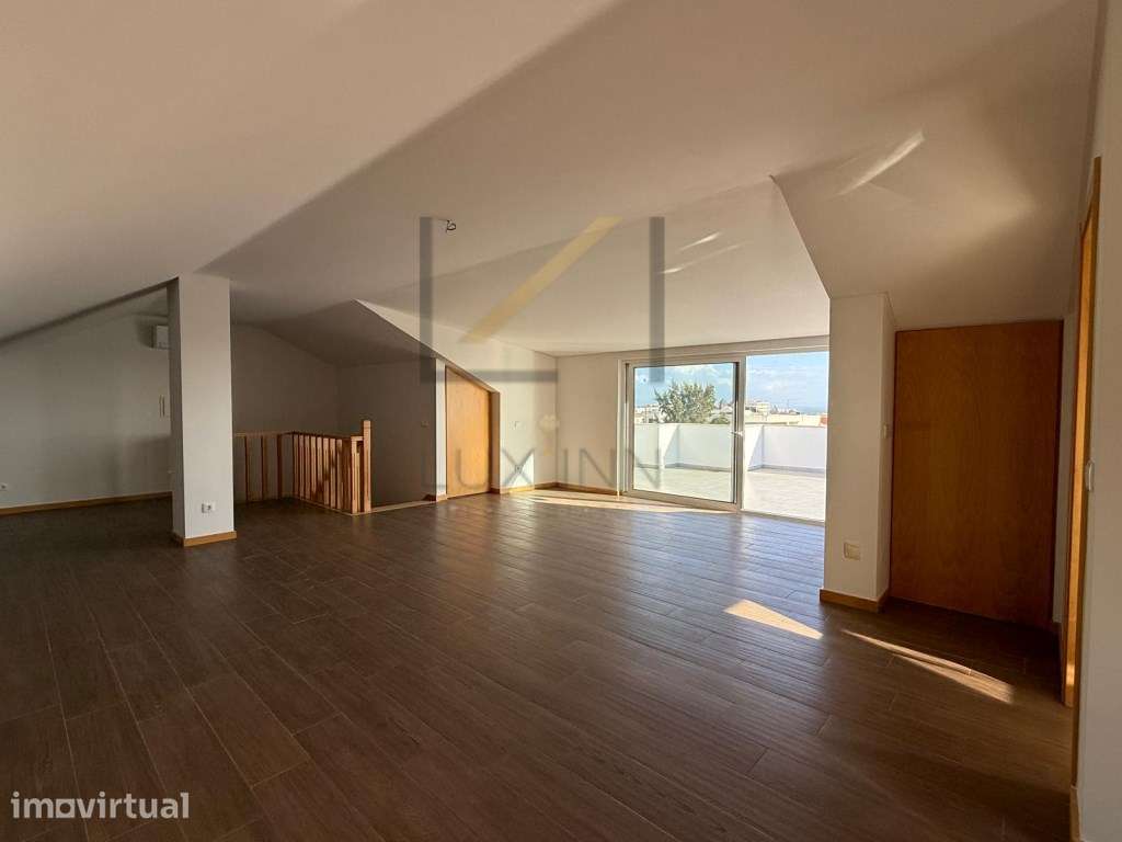 T3 Duplex com Terraço e uma vista mar única - Empreendimento Novo - Grande imagem: 2/28