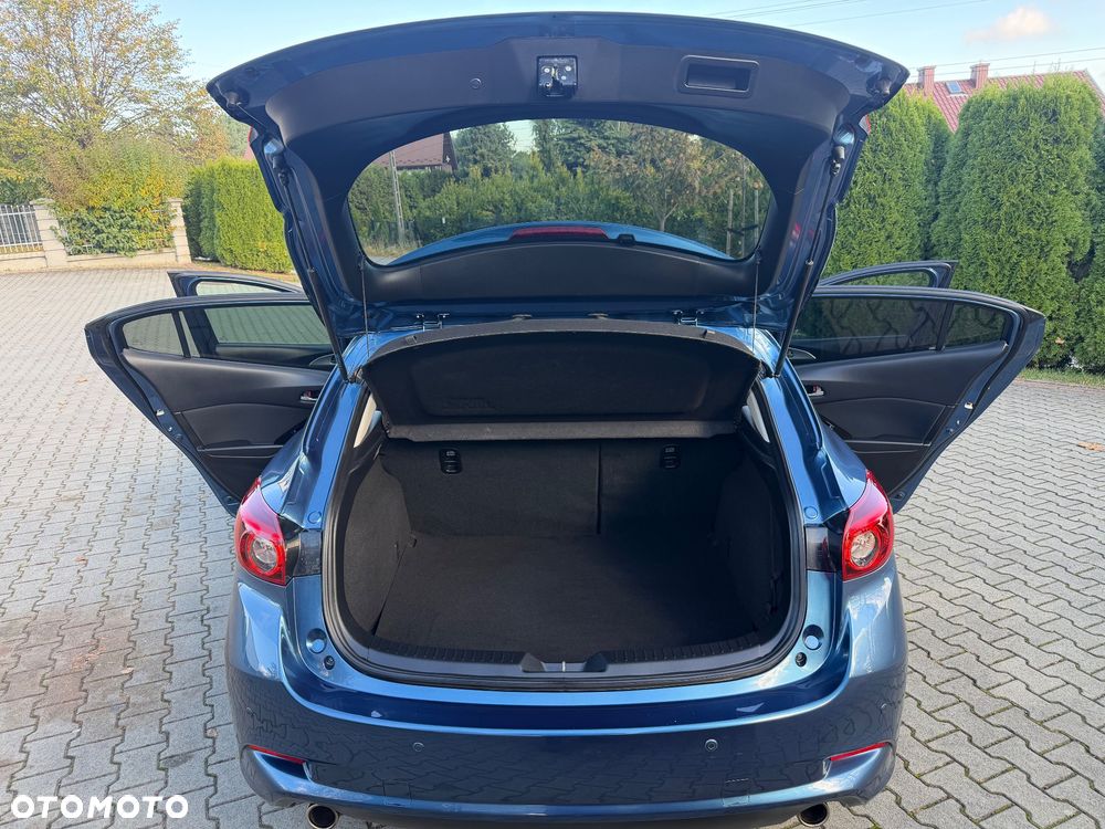 Mazda 3 - 13