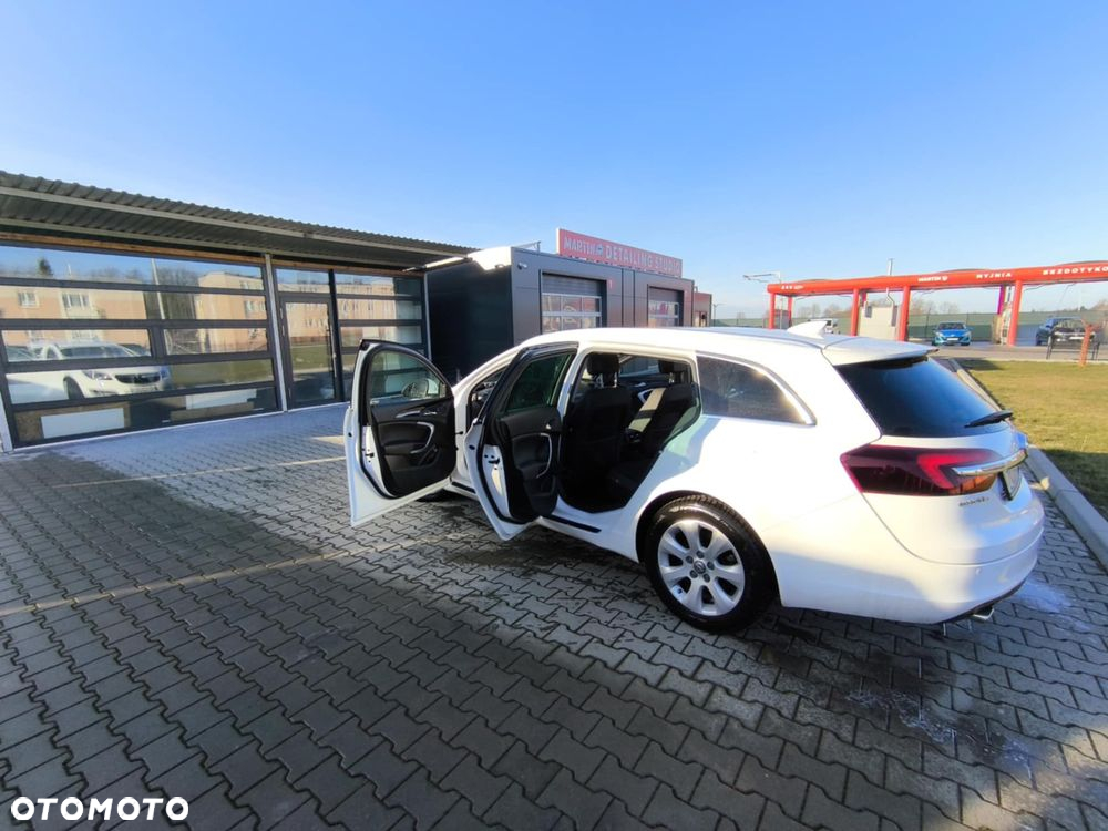 Opel Insignia CT 2.0 CDTI - 12