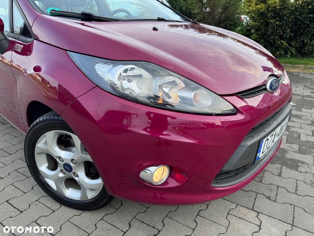Ford Fiesta 1.25 Champions Edition - 11