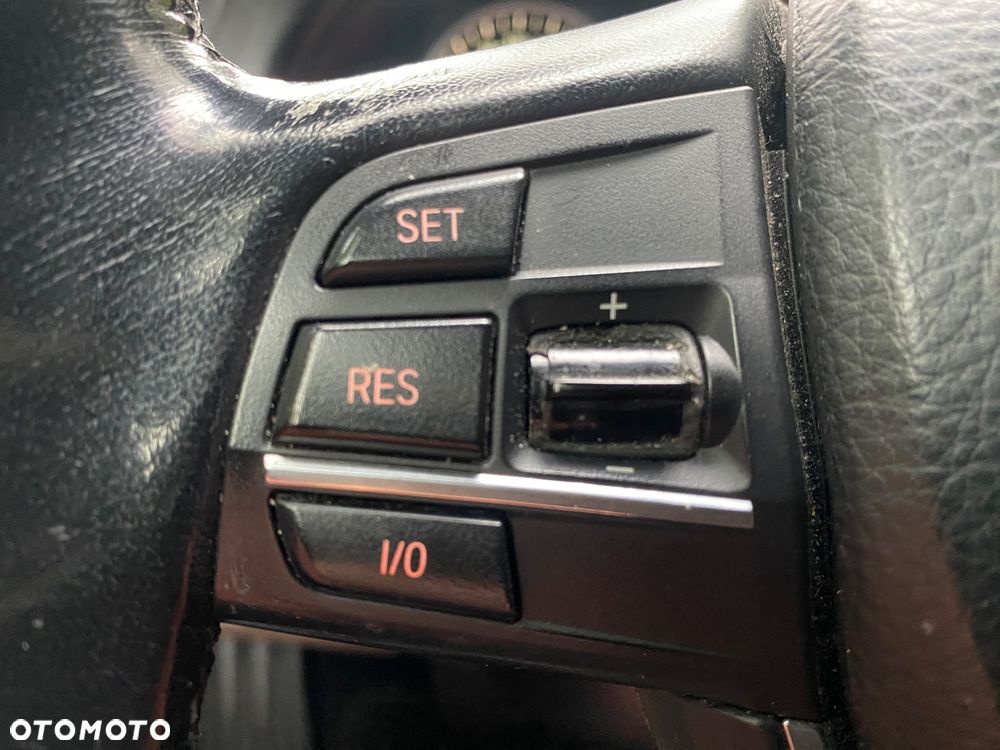 BMW Seria 7 740d xDrive - 36