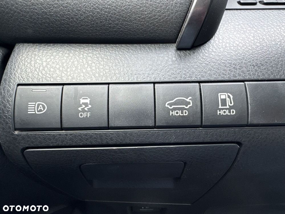 Toyota Camry 2.5 Hybrid Comfort CVT - 21