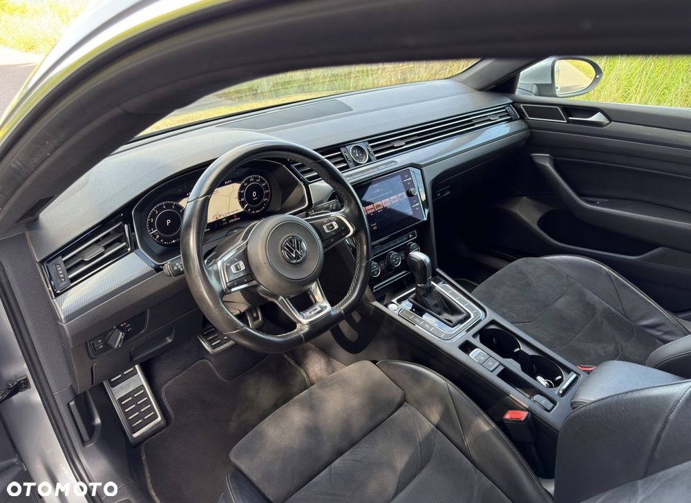 Volkswagen Arteon 2.0 TSI DSG R-Line - 29