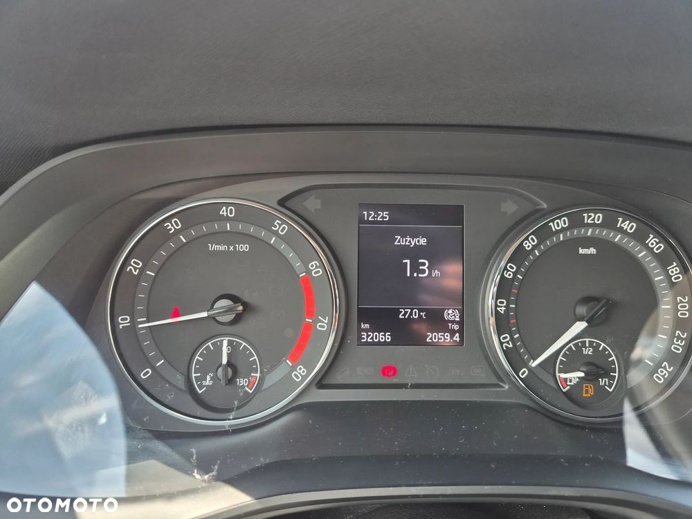 Skoda Octavia 1.5 TSI ACT Ambition - 6