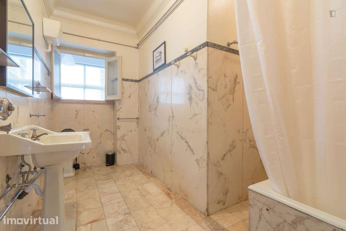 Quarto - localizado em Saldanha Lisbon - Grande imagem: 2/12